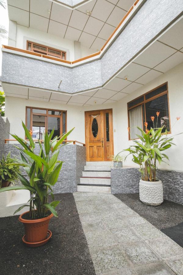 Hotel Palace Galapagos Пуэрто-Айора Экстерьер фото