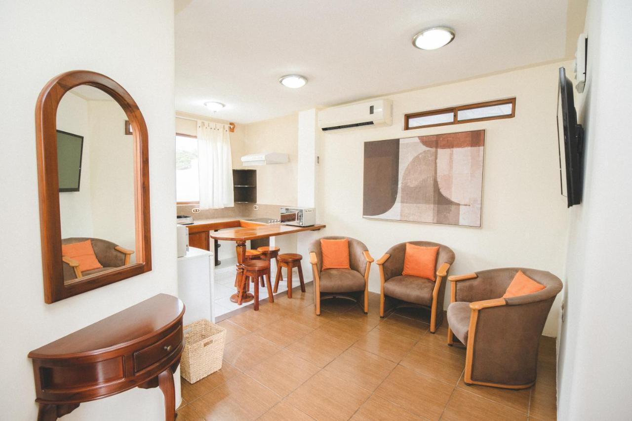 Hotel Palace Galapagos Пуэрто-Айора Экстерьер фото