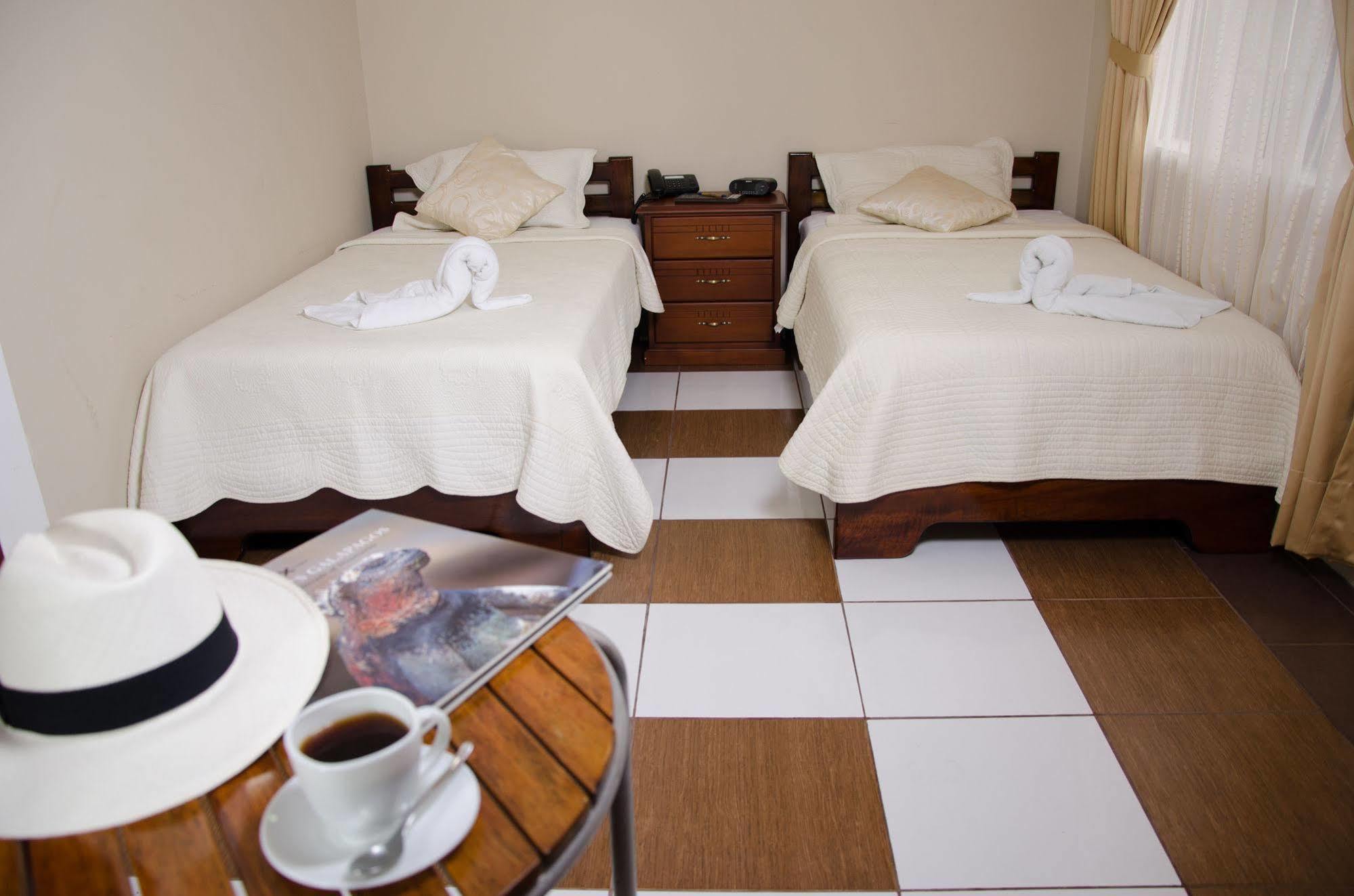 Hotel Palace Galapagos Пуэрто-Айора Экстерьер фото